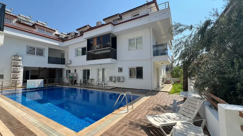 Flat in Calis